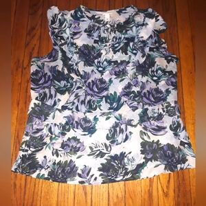 Ava & Viv Short Sleeve Ruffled Lightweight Floral Pattern Casual Blouse. Size 2X